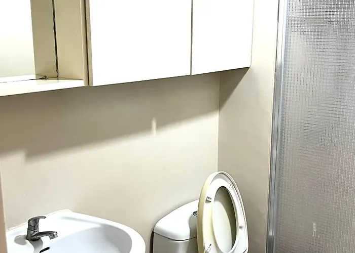 Huge 2br In It Park Apartment